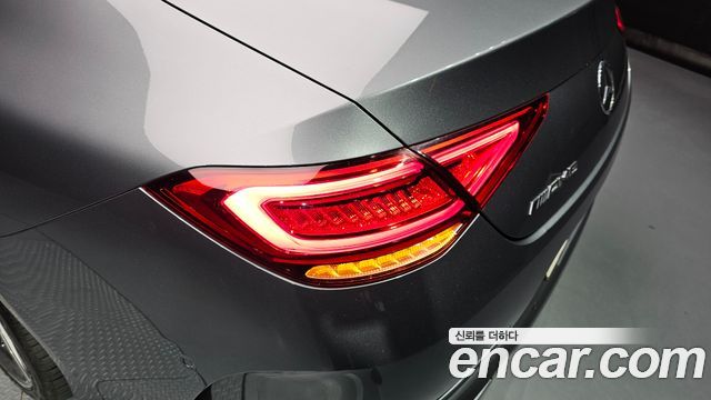 Mercedes-Benz CLS-Class CLS300d AMG Line