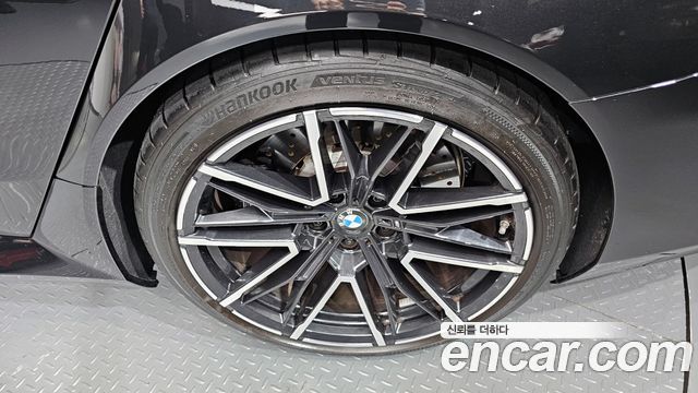 BMW M5 M5 Sedan