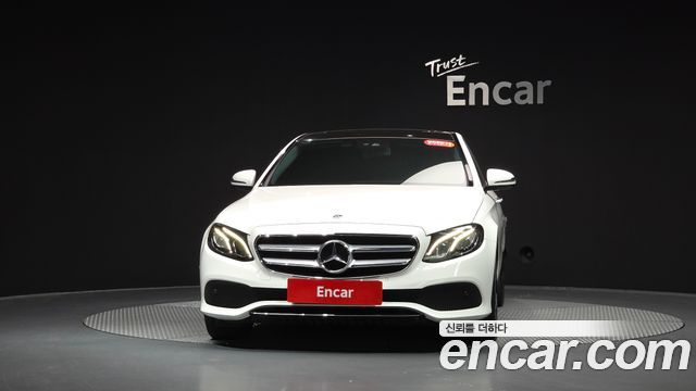 Mercedes-Benz E-Class E200 Avantgarde
