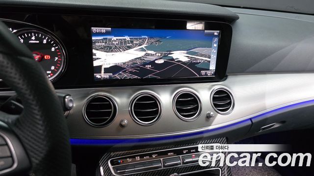 Mercedes-Benz E-Class E200 Avantgarde