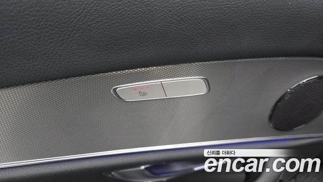Mercedes-Benz E-Class E200 Avantgarde