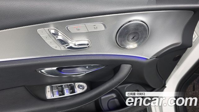 Mercedes-Benz E-Class E200 Avantgarde