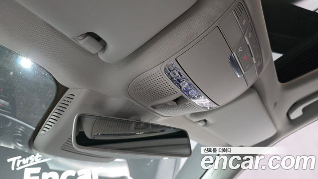 Mercedes-Benz E-Class E200 Avantgarde