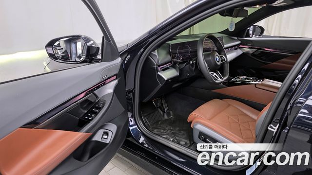 BMW 5-Series 530i xDrive M Sport