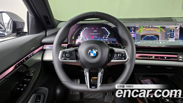 BMW 5-Series 530i xDrive M Sport