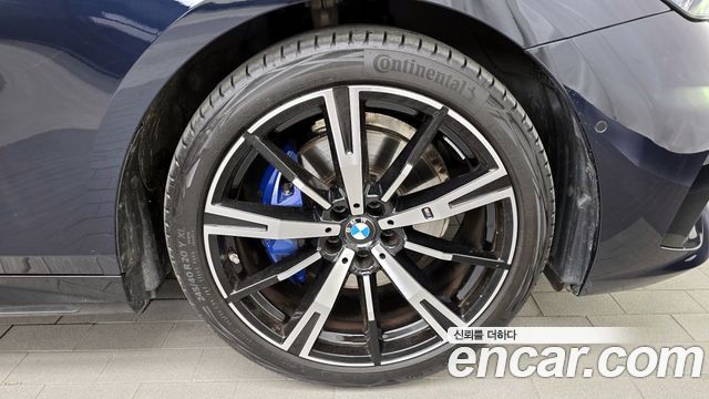 BMW 5-Series 530i xDrive M Sport