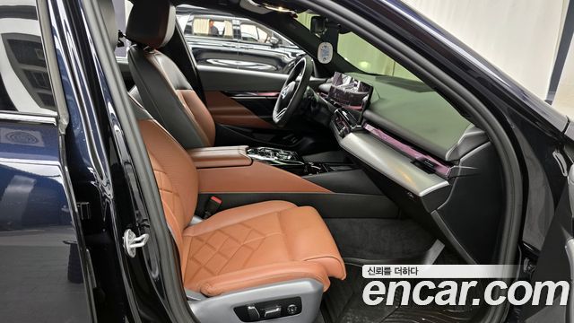 BMW 5-Series 530i xDrive M Sport