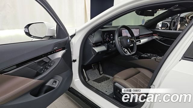 BMW 5-Series 520i M Sport