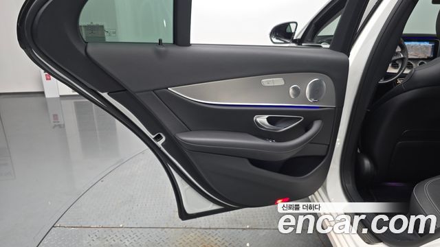 Mercedes-Benz E-Class E300 Avantgarde