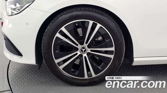 Mercedes-Benz E-Class E250 Avantgarde
