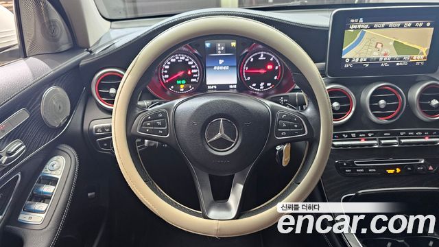 Mercedes-Benz GLC-Class GLC220 d 4MATIC Premium