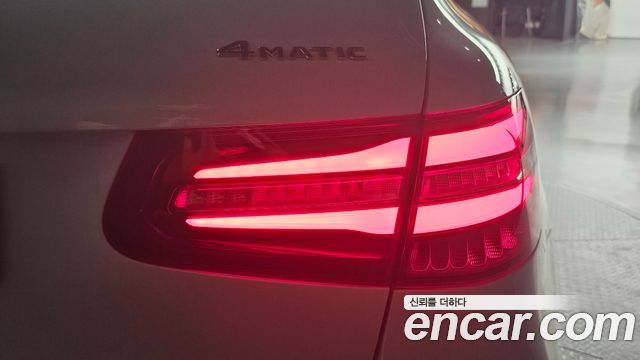 Mercedes-Benz GLC-Class GLC220 d 4MATIC Premium