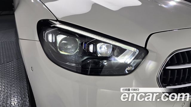 Mercedes-Benz E-Class E350 4MATIC Avantgarde