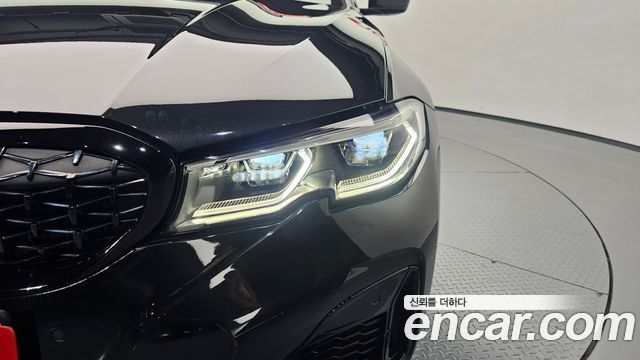 BMW 3-Series 320i Touring M Sports