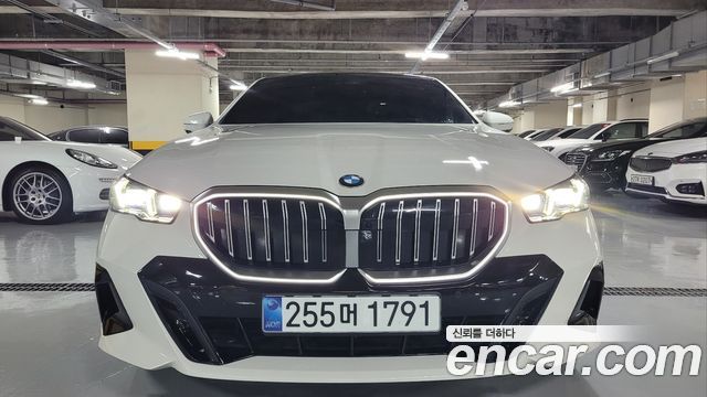 BMW 5-Series 530i xDrive M Sport