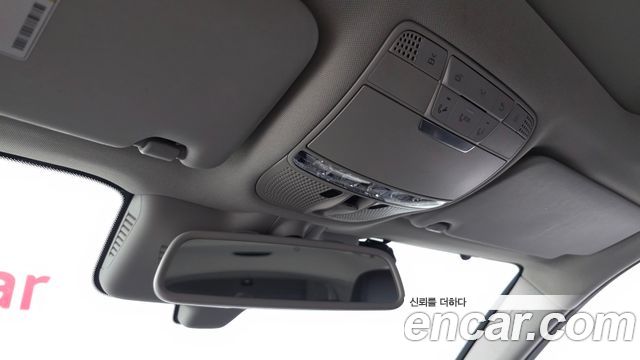 Mercedes-Benz GLC-Class GLC300 4MATIC AMG Line
