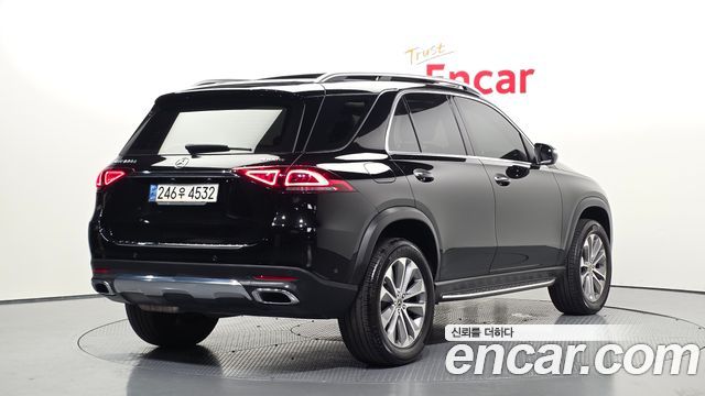 Mercedes-Benz GLE-Class GLE300d 4MATIC