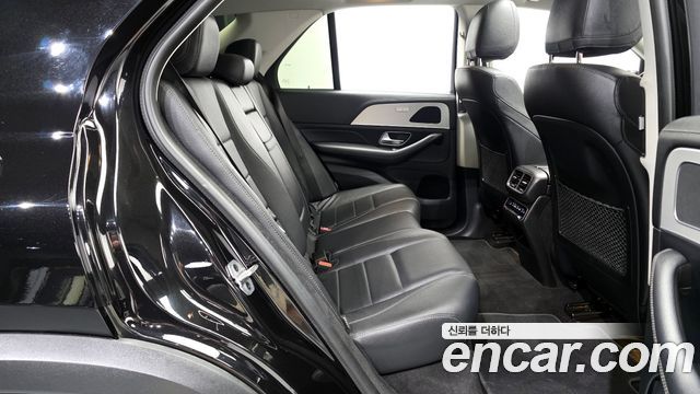 Mercedes-Benz GLE-Class GLE300d 4MATIC