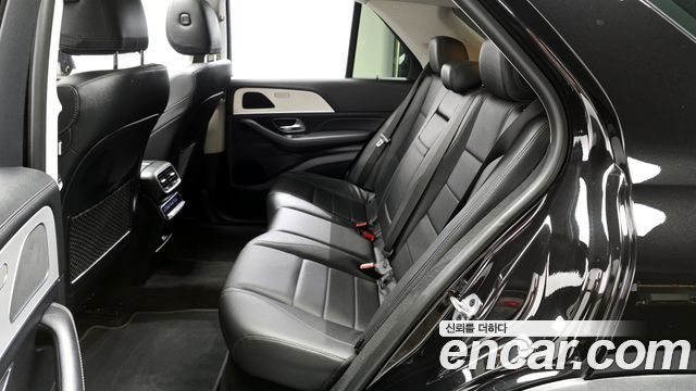 Mercedes-Benz GLE-Class GLE300d 4MATIC
