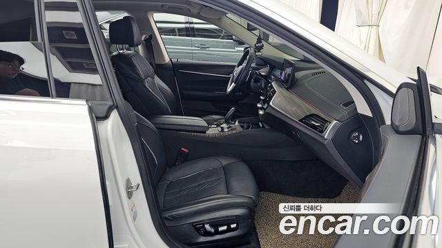 BMW Gran Turismo 630i xDrive Luxury