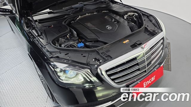 Mercedes-Benz S-Class S560L 4MATIC