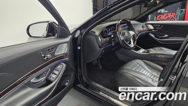 Mercedes-Benz S-Class S560L 4MATIC