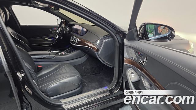 Mercedes-Benz S-Class S560L 4MATIC