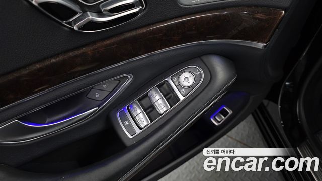 Mercedes-Benz S-Class S560L 4MATIC
