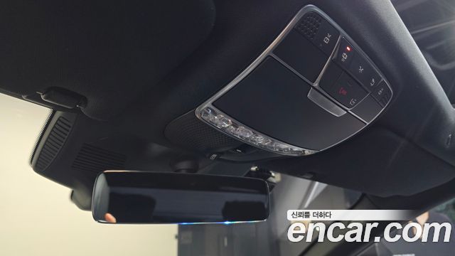 Mercedes-Benz S-Class S560L 4MATIC