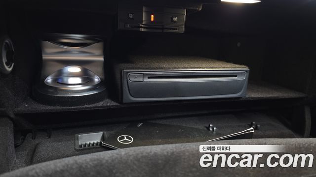 Mercedes-Benz S-Class S560L 4MATIC