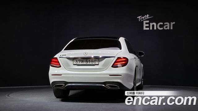 Mercedes-Benz E-Class E300 AMG Line
