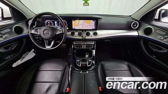 Mercedes-Benz E-Class E300 AMG Line