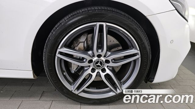 Mercedes-Benz E-Class E300 AMG Line