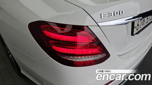 Mercedes-Benz E-Class E300 AMG Line