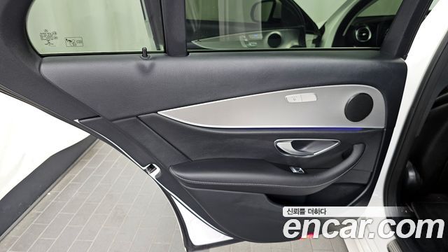 Mercedes-Benz E-Class E300 AMG Line