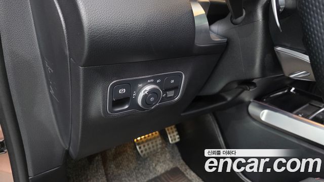 Mercedes-Benz GLB-Class AMG GLB35 4MATIC