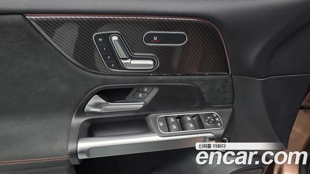 Mercedes-Benz GLB-Class AMG GLB35 4MATIC