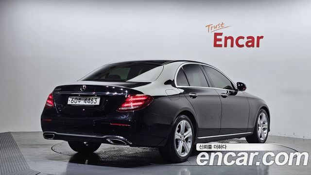 Mercedes-Benz E-Class E200 Avantgarde