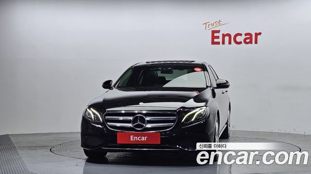 Mercedes-Benz E-Class E200 Avantgarde