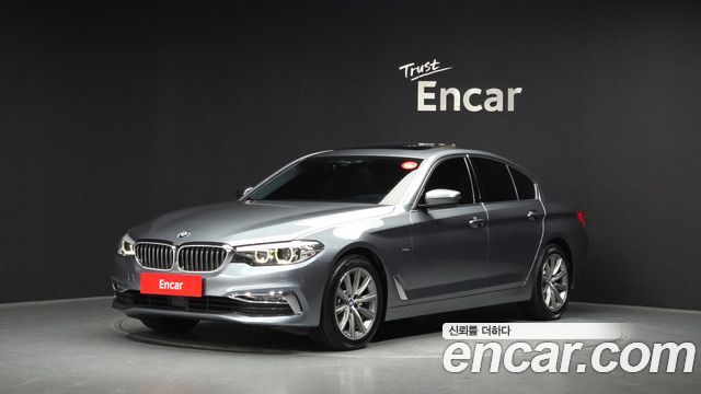 BMW 5-Series 520i Luxury