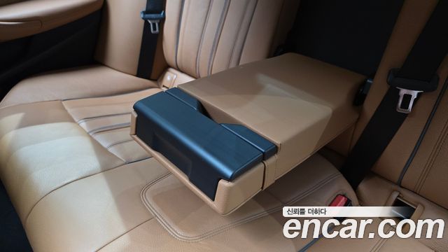BMW 5-Series 520i Luxury