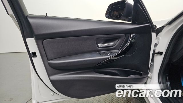 BMW 3-Series 320d