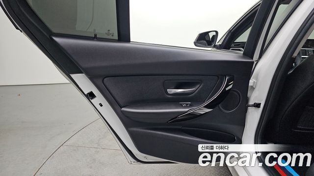 BMW 3-Series 320d