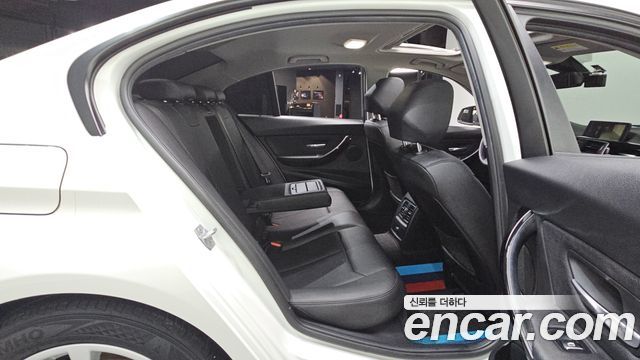 BMW 3-Series 320d