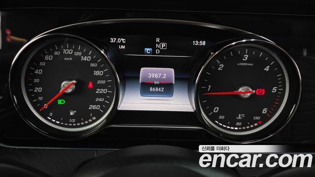 Mercedes-Benz E-Class E220d Avantgarde