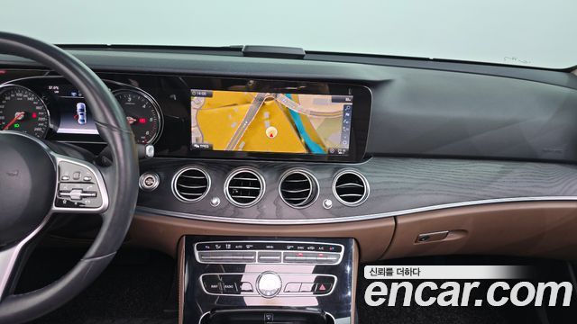 Mercedes-Benz E-Class E220d Avantgarde