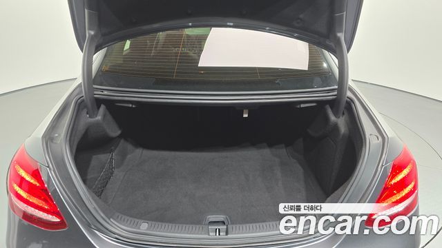 Mercedes-Benz E-Class E220d Avantgarde