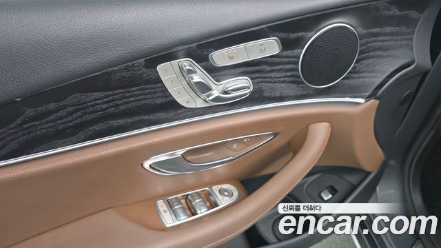 Mercedes-Benz E-Class E220d Avantgarde
