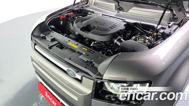 Land Rover Defender 110 D300 HSE