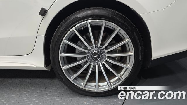Mercedes-Benz AMG GT 4Door 43 4MATIC+